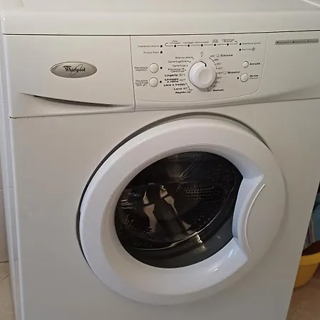 Mansarda Luminosa شقة